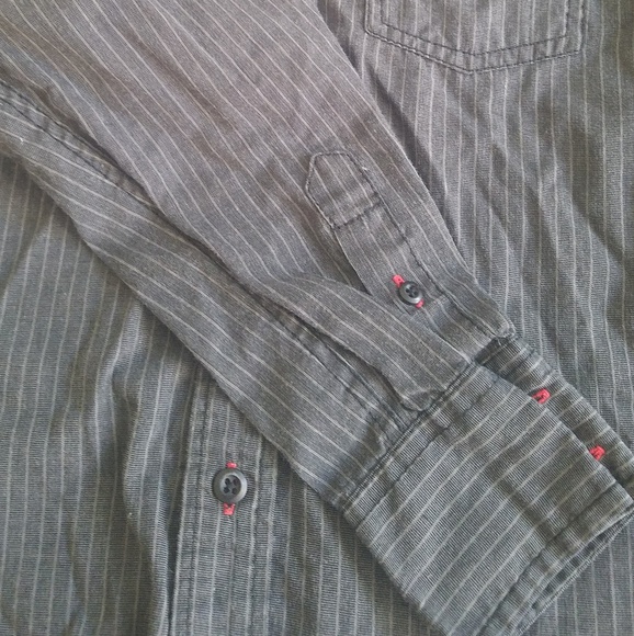 Medium long sleeve buttoned down shirt - Picture 2 of 3